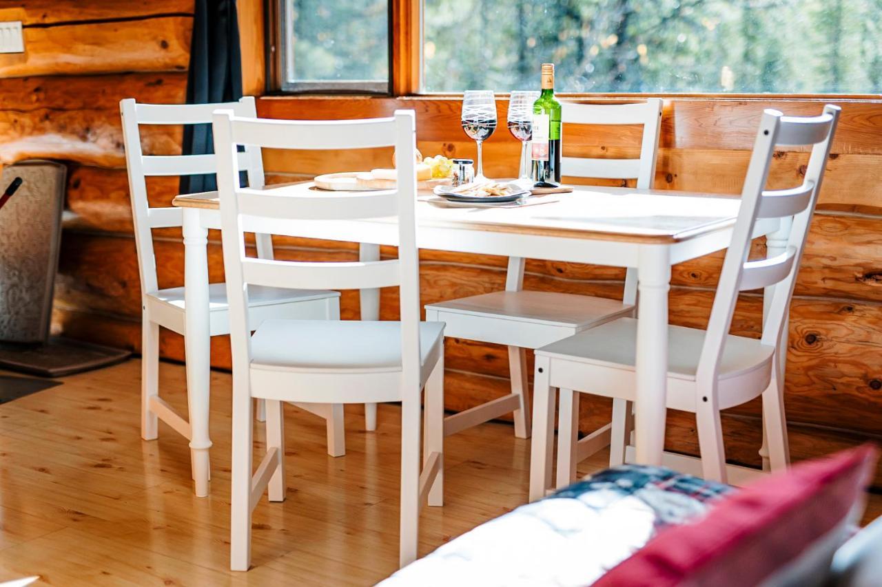 Rocky Mountain Escape Dome & Log Cabin Rentals - Rock Lake Rock Lake Lodge Provincial Park Eksteriør billede