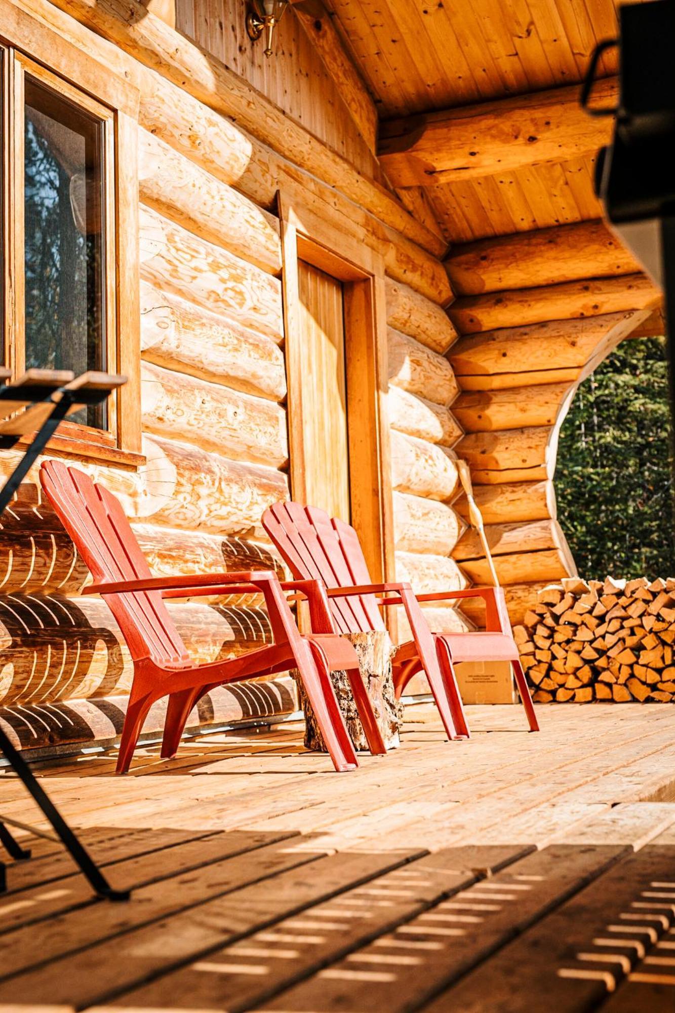 Rocky Mountain Escape Dome & Log Cabin Rentals - Rock Lake Rock Lake Lodge Provincial Park Eksteriør billede