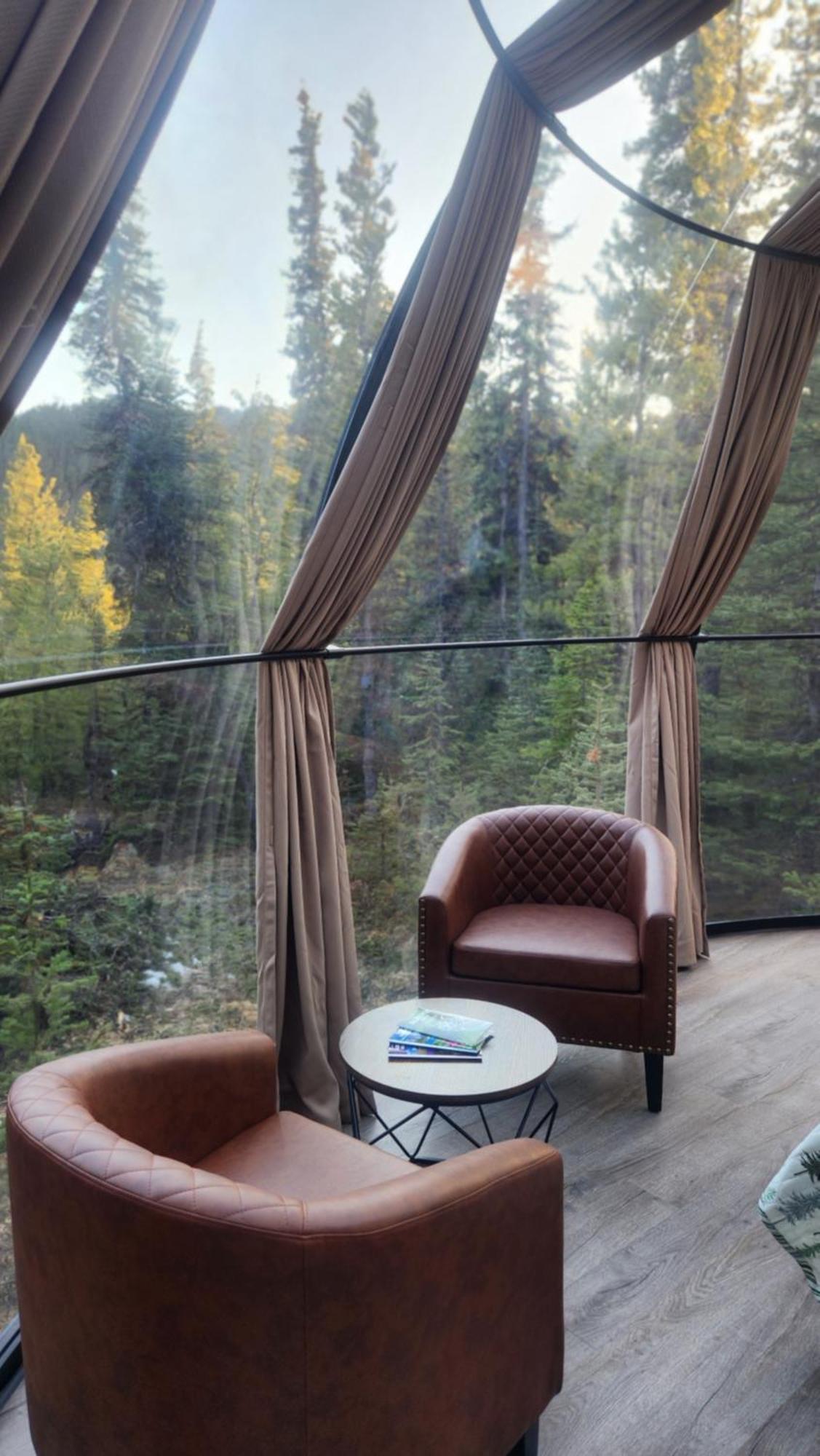 Rocky Mountain Escape Dome & Log Cabin Rentals - Rock Lake Rock Lake Lodge Provincial Park Eksteriør billede